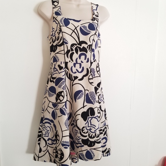 3/$ 25 Anthropologie VANESSA VIRGINIA Dress - Picture 5 of 6